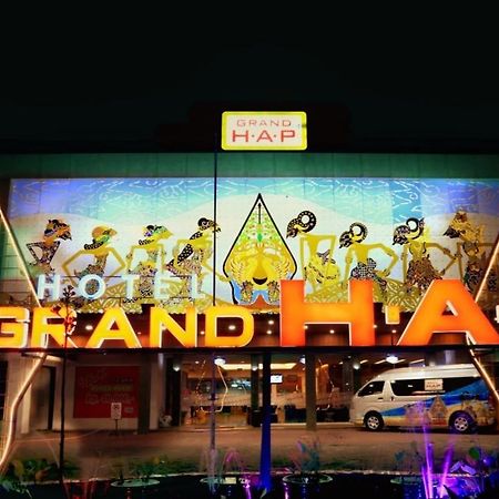Grand Hap Solo Hotel Kültér fotó