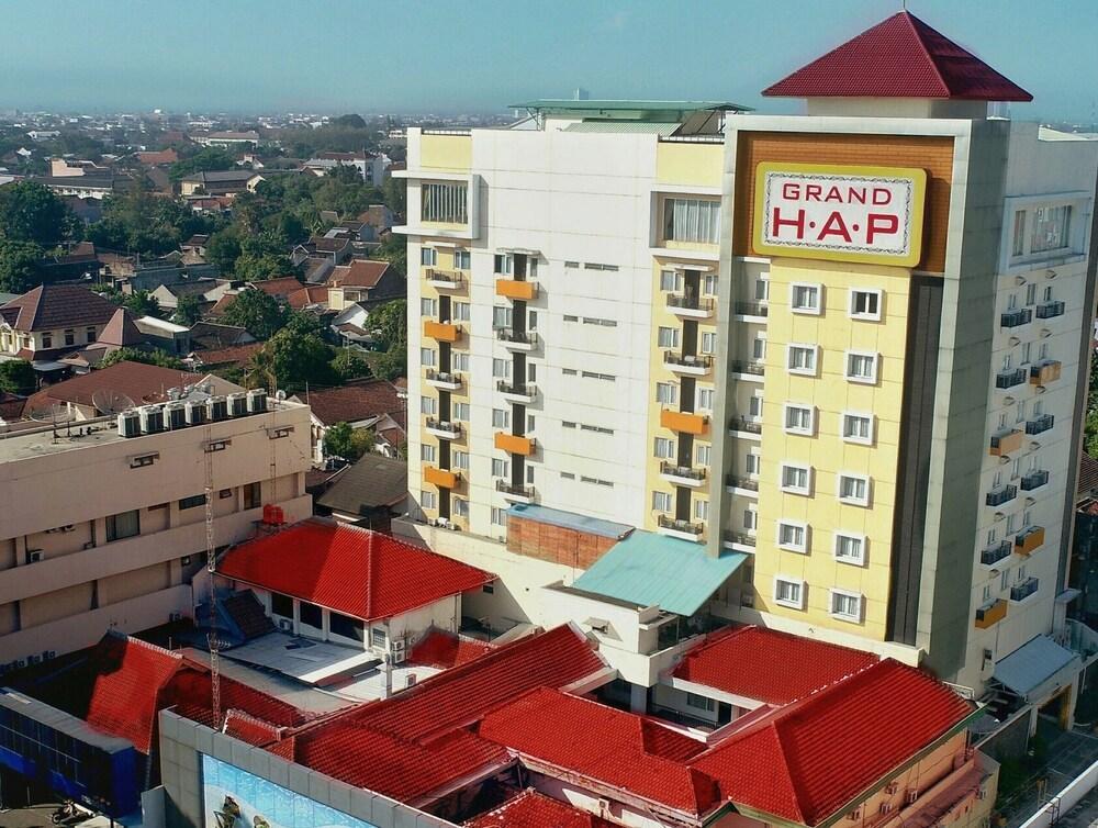 Grand Hap Solo Hotel Kültér fotó