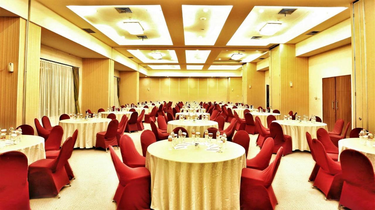 Grand Hap Solo Hotel Kültér fotó