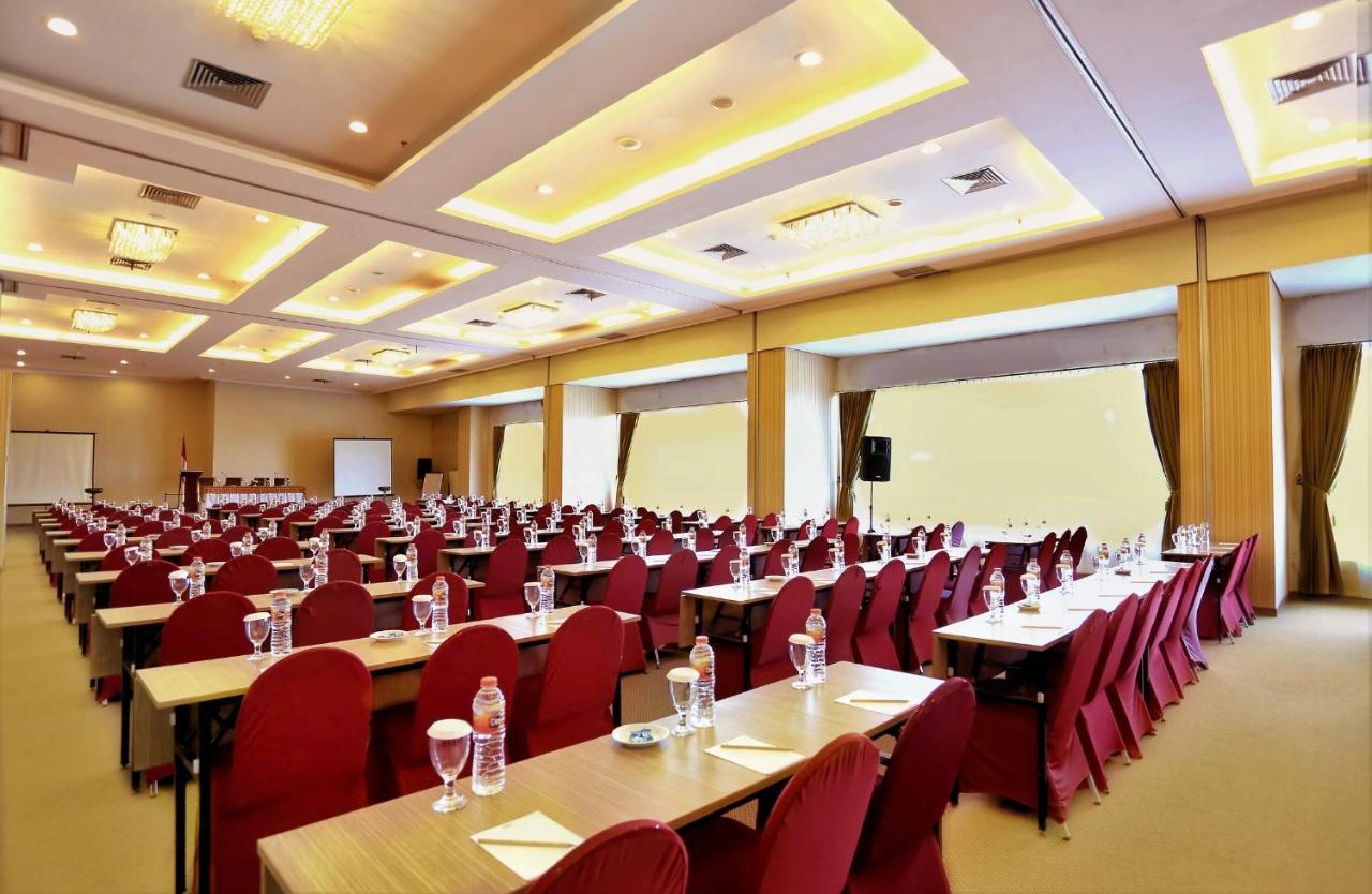 Grand Hap Solo Hotel Kültér fotó