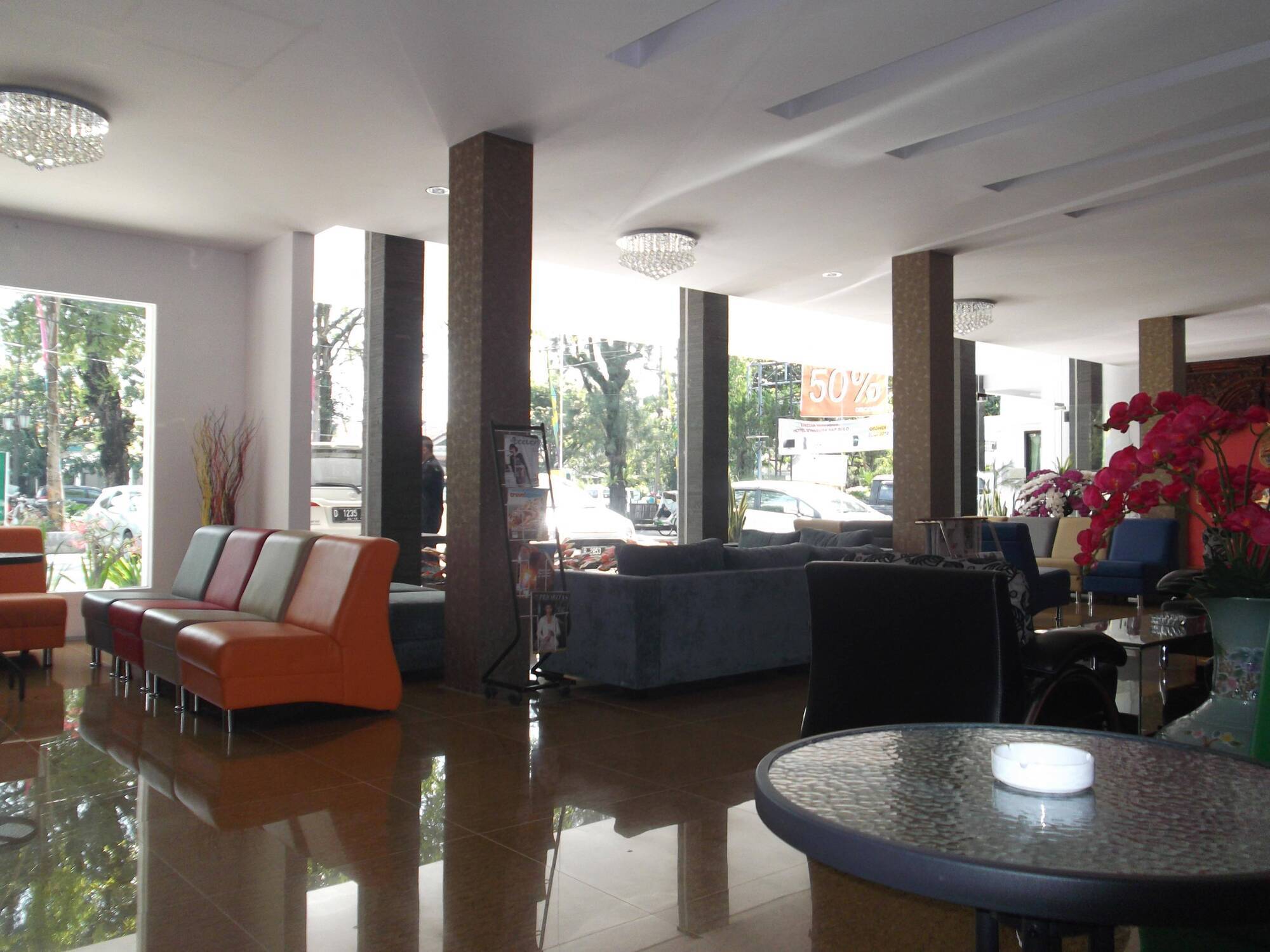 Grand Hap Solo Hotel Kültér fotó