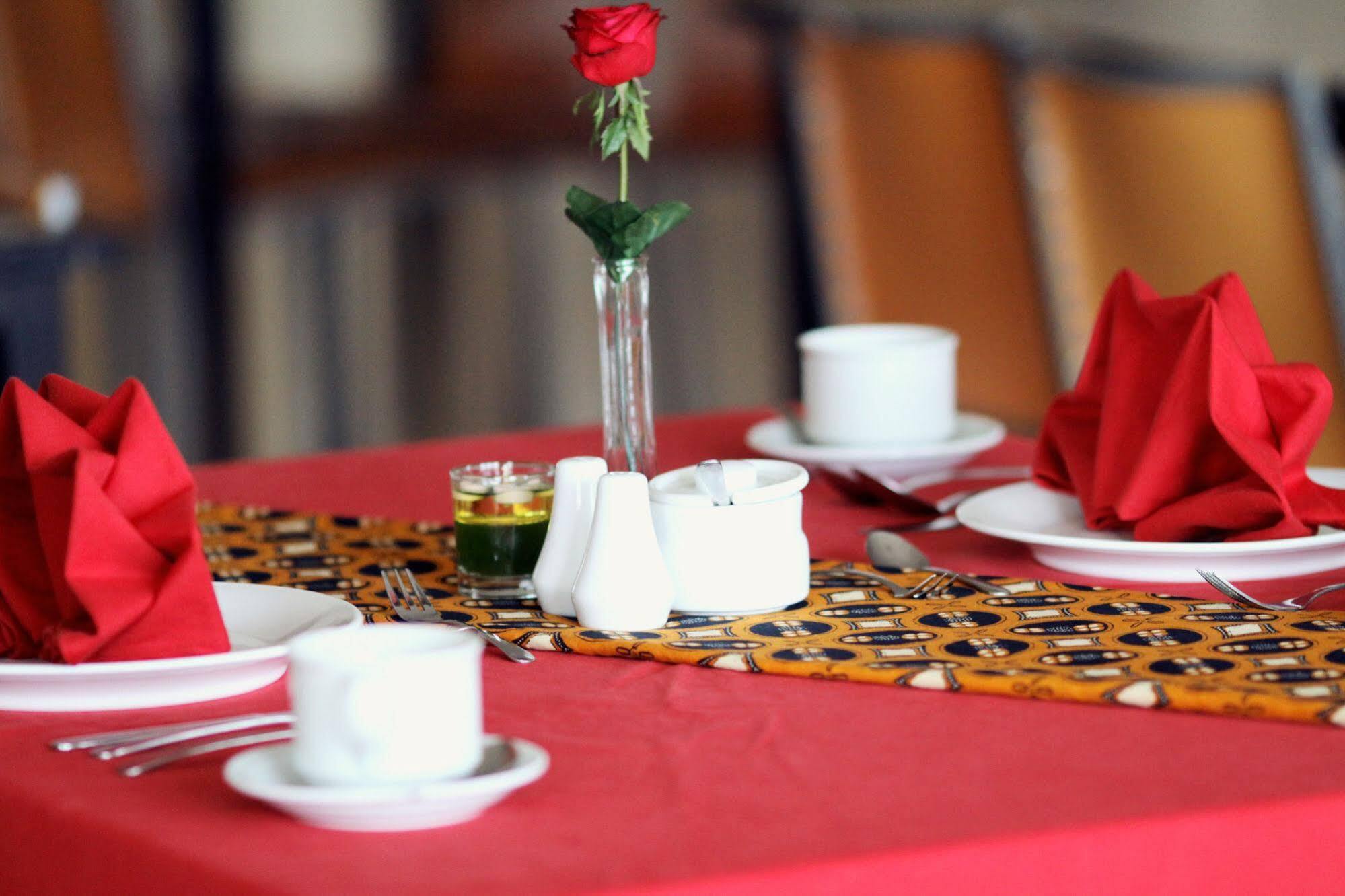 Grand Hap Solo Hotel Kültér fotó