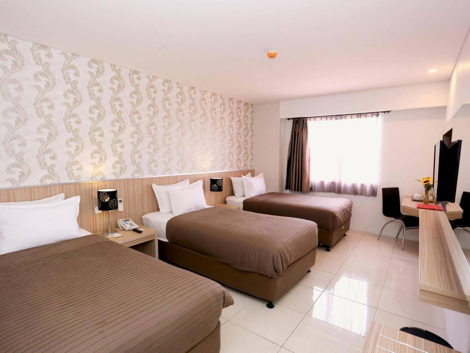 Grand Hap Solo Hotel Kültér fotó